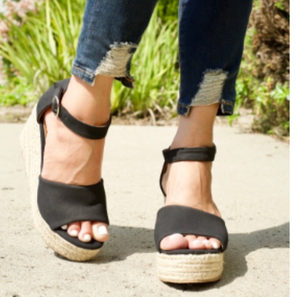 Shoes - New Avery Black favorite wedge